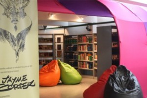 Biblioteca Centro Cultural da Juventude